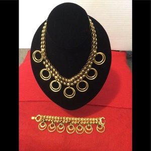 Vintage Gold Tone Circle Choker w Matching Bracelet